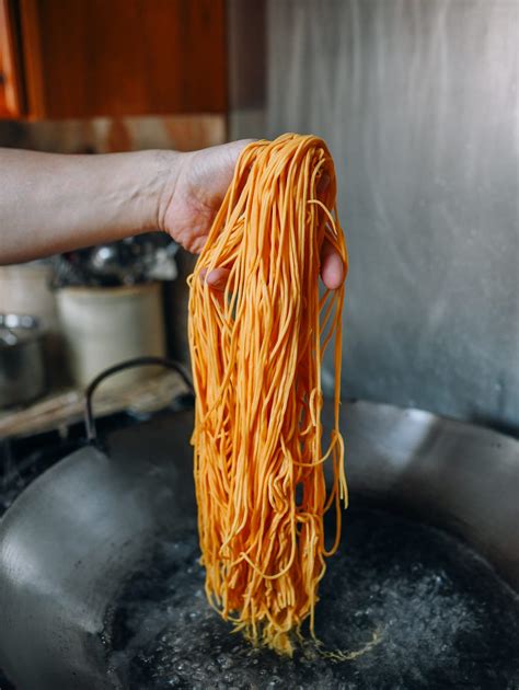 noodlemgaine|Lo Mein Noodles .
